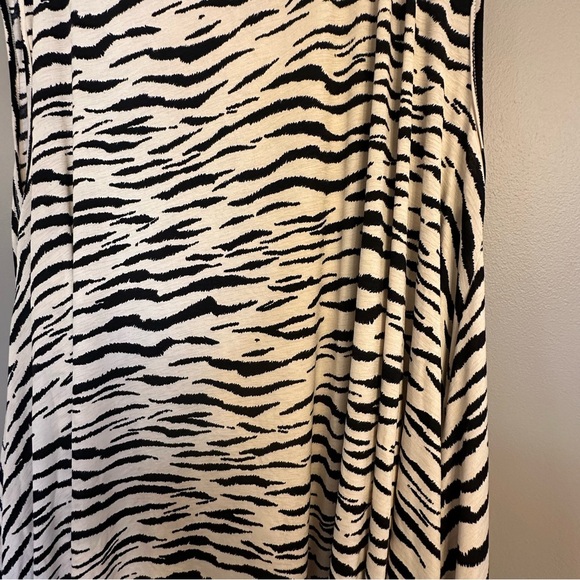 Lucky & Blessed Zebra Animal Striped Tank Size 3X Plus - Picture 2 of 7